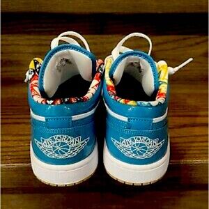 Jordan 1 Barcelona size 9 worn once still new with box